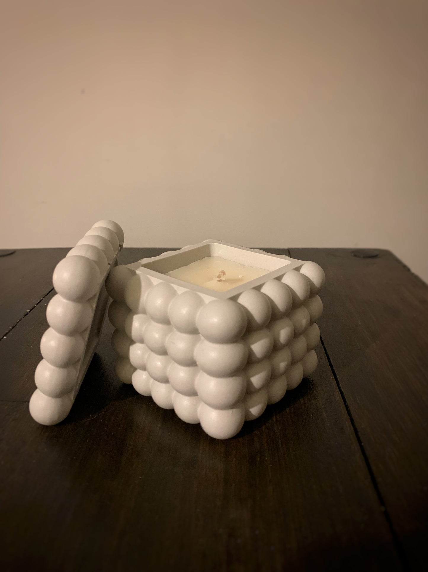 Bubble candle