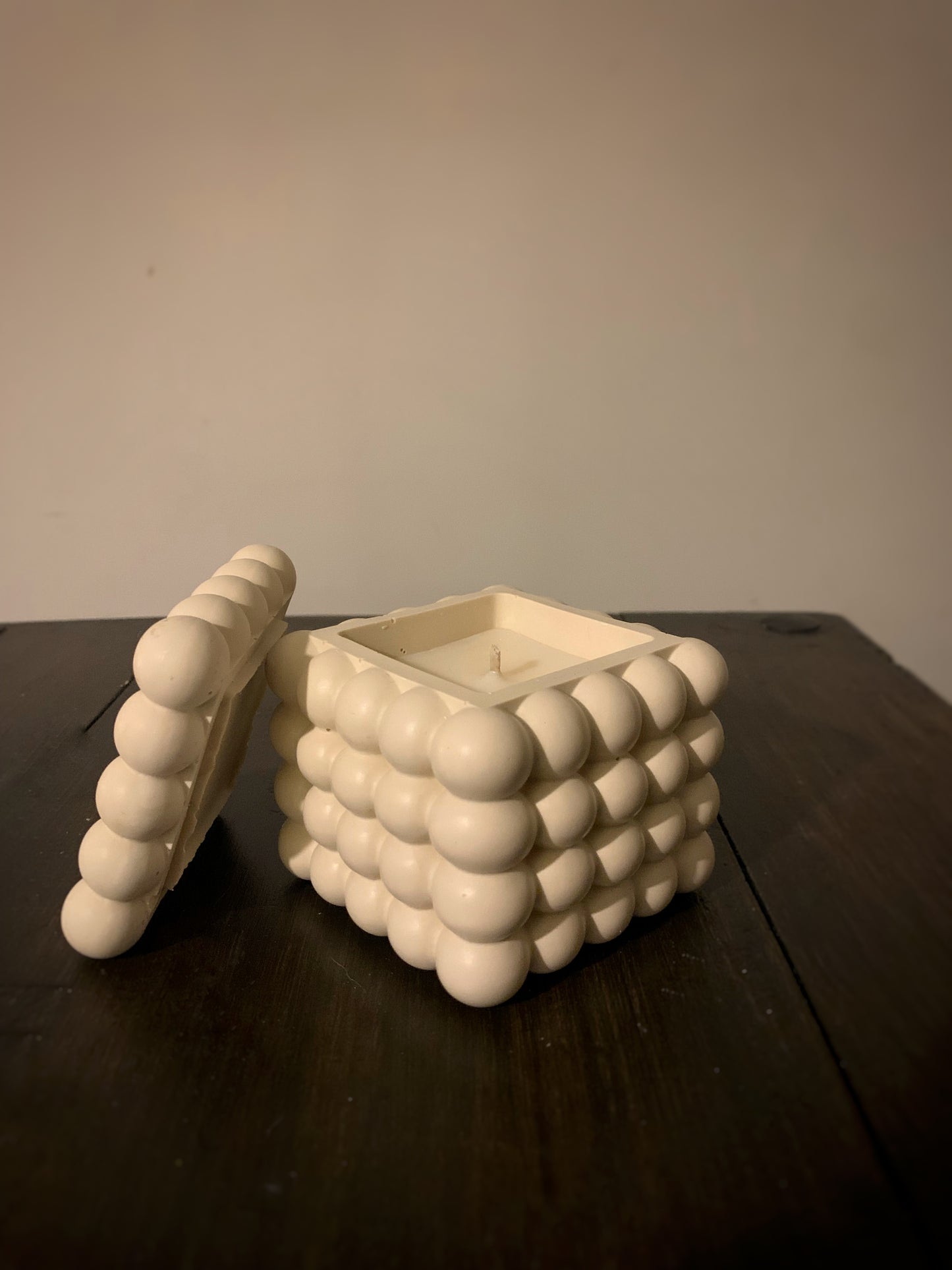 Bubble candle