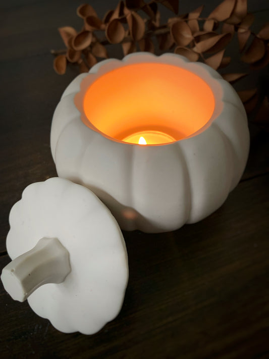 Pumpkin tealight holder