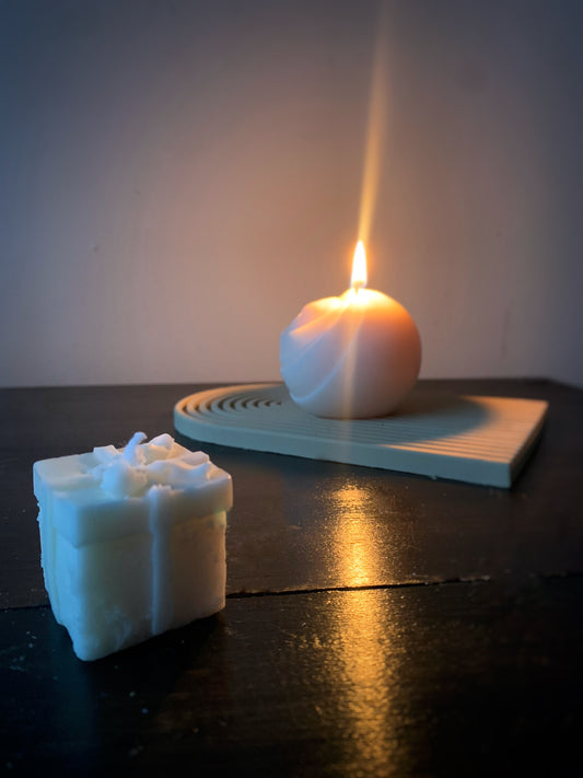 Present shaped candle