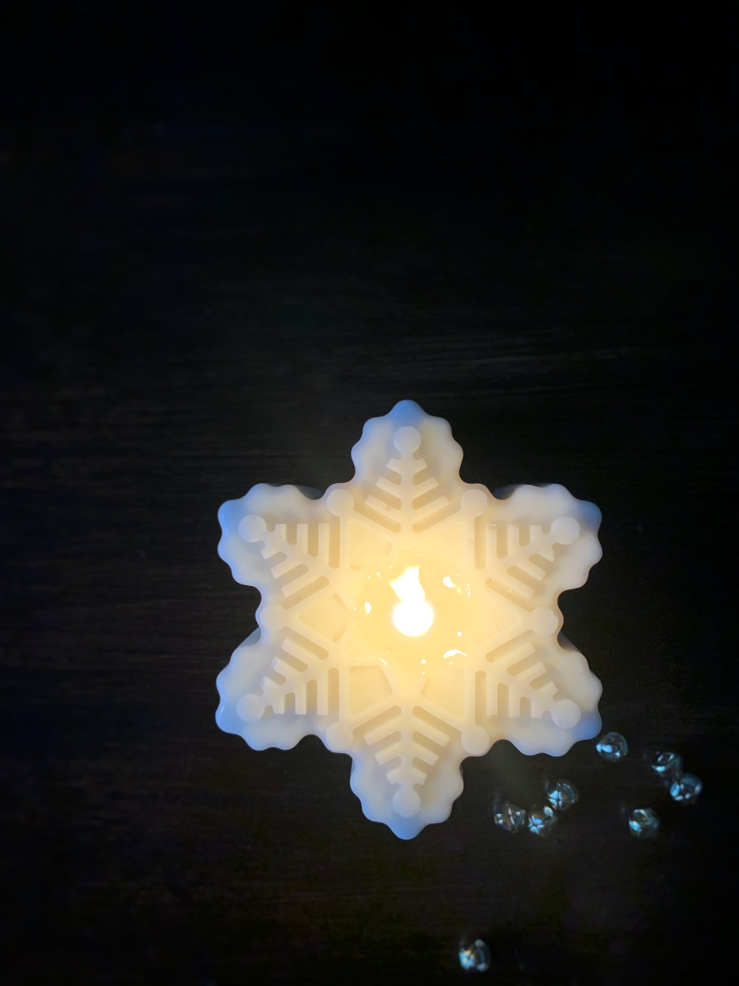 Snowflake shaped candle